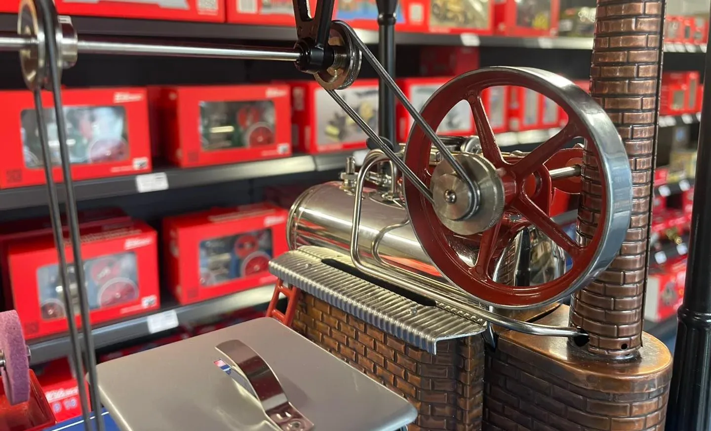 stationary_in_shop_1440x
